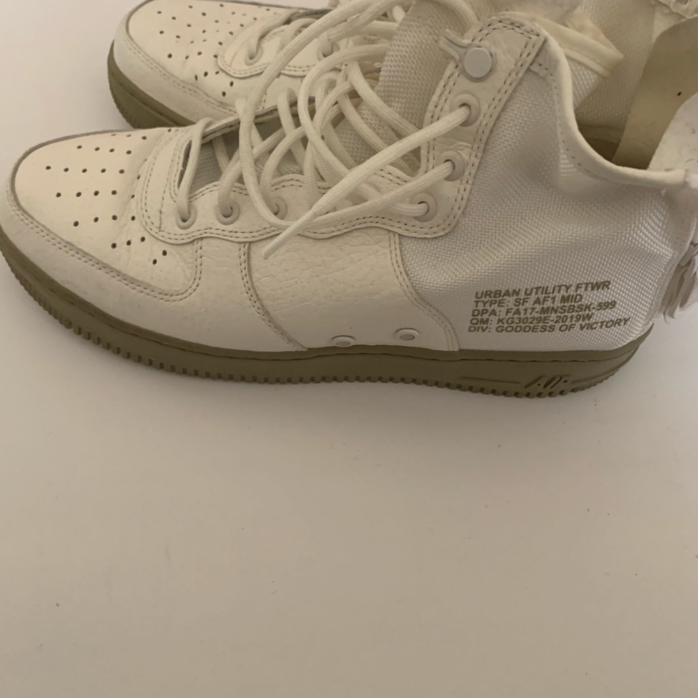 SF AF1 MID - Picture 3 of 6